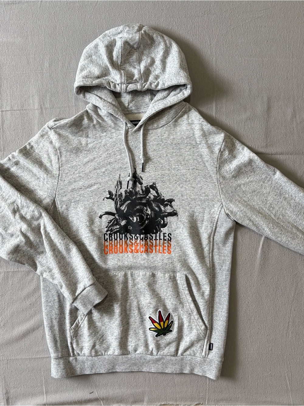 Crooks & Castles Men’s Medusa Gray Graphic Hoodie Pullover Streetwear Size L